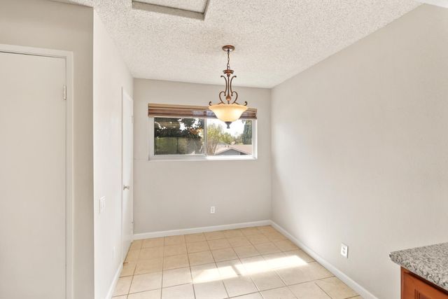 2544 Rio Bravo Cir, Sacramento, CA 95826