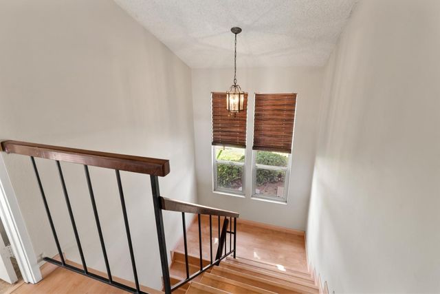 2544 Rio Bravo Cir, Sacramento, CA 95826