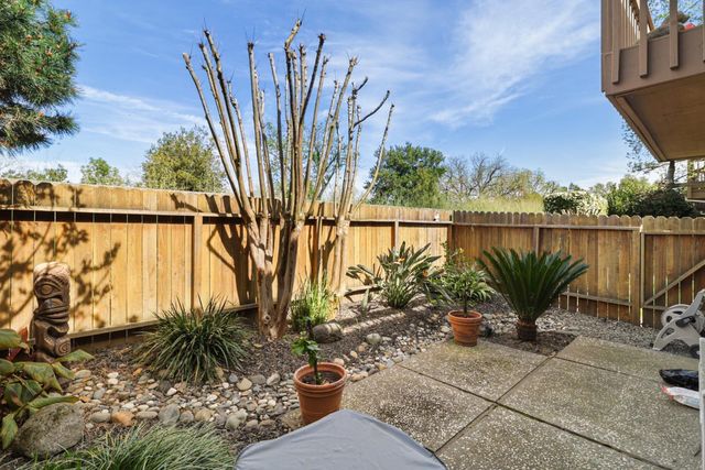 2544 Rio Bravo Cir, Sacramento, CA 95826