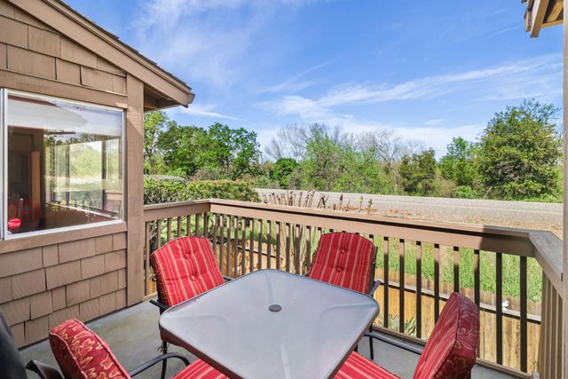 2544 Rio Bravo Cir, Sacramento, CA 95826