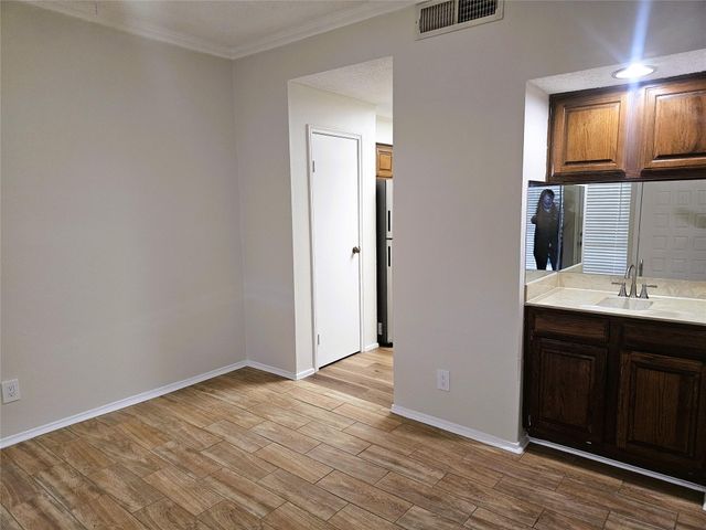 921 Marine Drive 304, Galveston, TX 77550