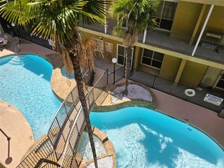 921 Marine Drive 304, Galveston, TX 77550