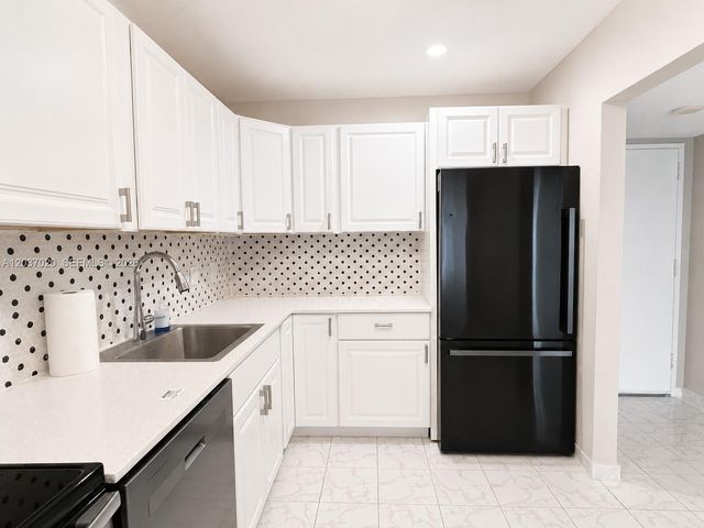 20505 E Country Club Dr 138, Aventura, FL 33180