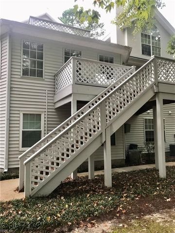 712 Inlet Quay Apt H, Chesapeake, VA 23320