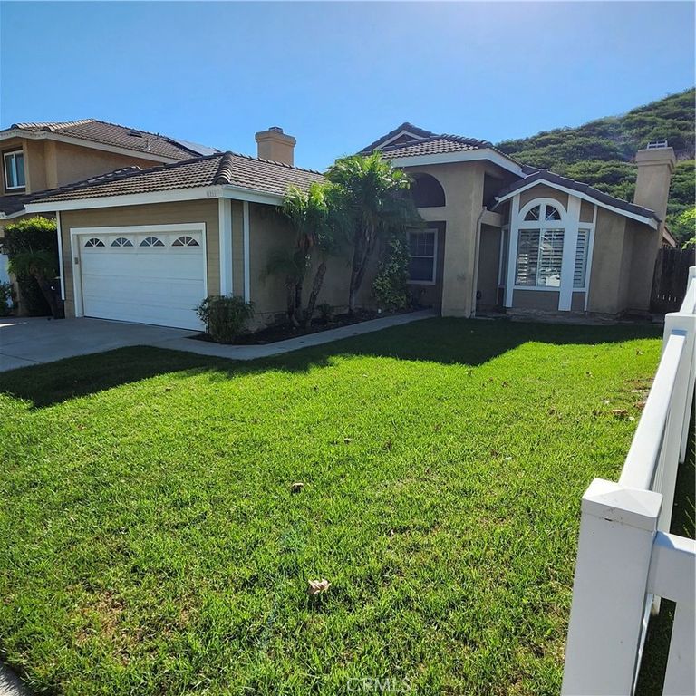 1211 Suncrest, Corona, CA 92882 — photo 2