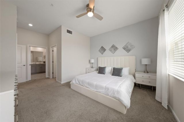 693 OCEAN COURSE AVENUE 1101, Davenport, FL 33896