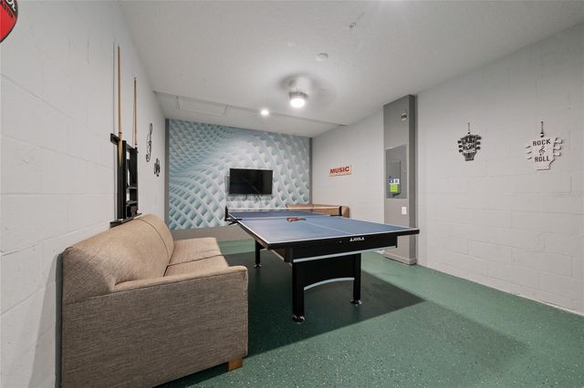 693 OCEAN COURSE AVENUE 1101, Davenport, FL 33896