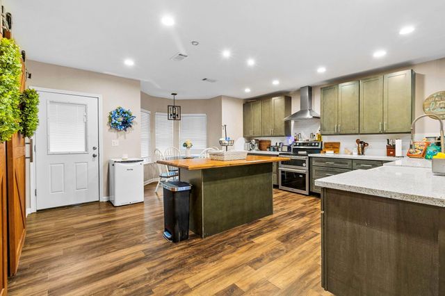 461 Fm 980 N, Point Blank, TX 77364