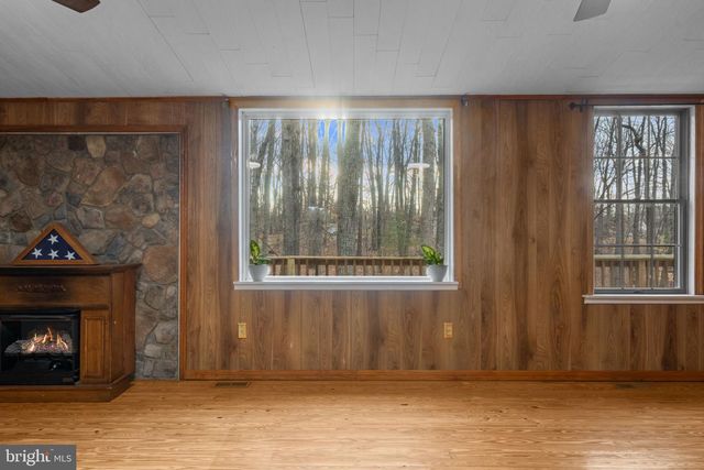 29082 RACCOON FORD RD, Burr Hill, VA 22433