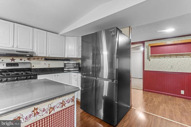 29082 RACCOON FORD RD, Burr Hill, VA 22433