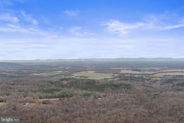 29082 RACCOON FORD RD, Burr Hill, VA 22433