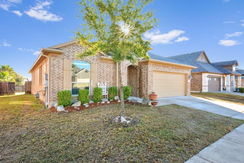 163 Lone Tree HOLW, Buda, TX 78610