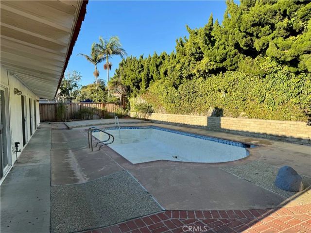 1412 Santiago Dr, Newport Beach, CA 92660