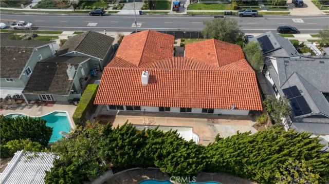1412 Santiago Dr, Newport Beach, CA 92660