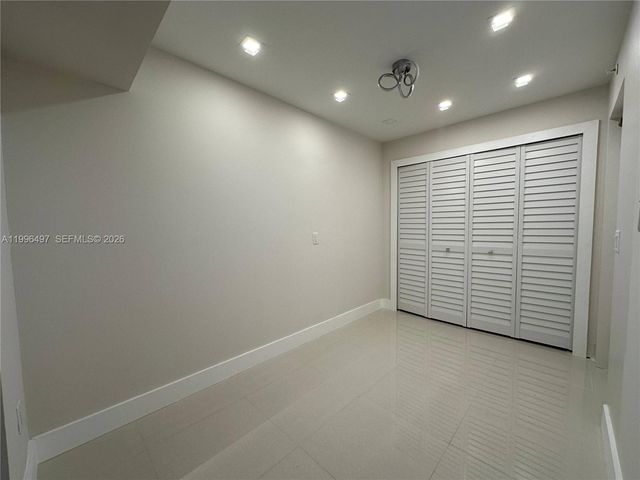 10185 Collins Ave 1206, Bal Harbour, FL 33154