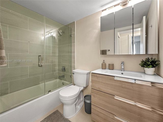 10185 Collins Ave 1206, Bal Harbour, FL 33154