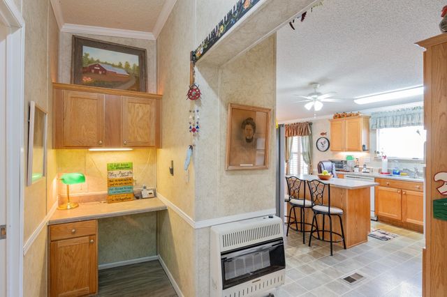 416 HANEY SCHOOL RD, Decaturville, TN 38329