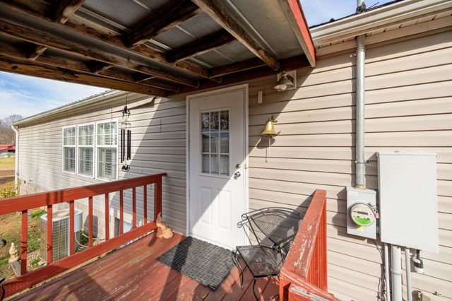 416 HANEY SCHOOL RD, Decaturville, TN 38329