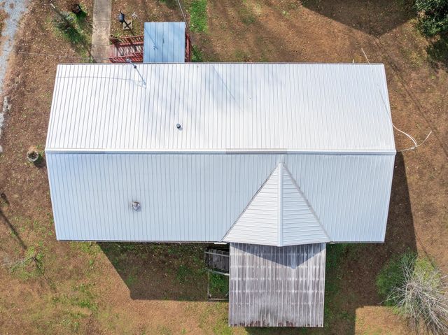 416 HANEY SCHOOL RD, Decaturville, TN 38329