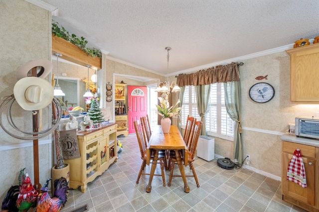 416 HANEY SCHOOL RD, Decaturville, TN 38329