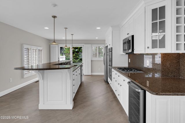 3 7th Avenue, Ortley Beach, NJ 08751