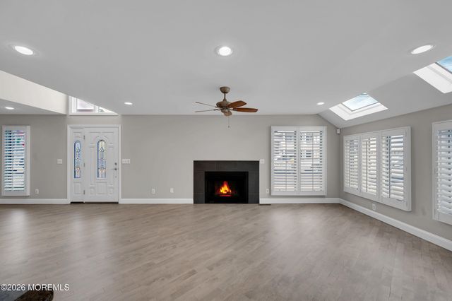 3 7th Avenue, Ortley Beach, NJ 08751