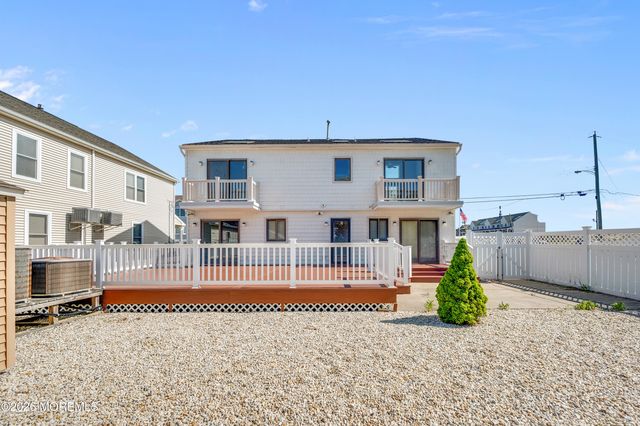 3 7th Avenue, Ortley Beach, NJ 08751