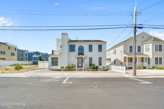 3 7th Avenue, Ortley Beach, NJ 08751