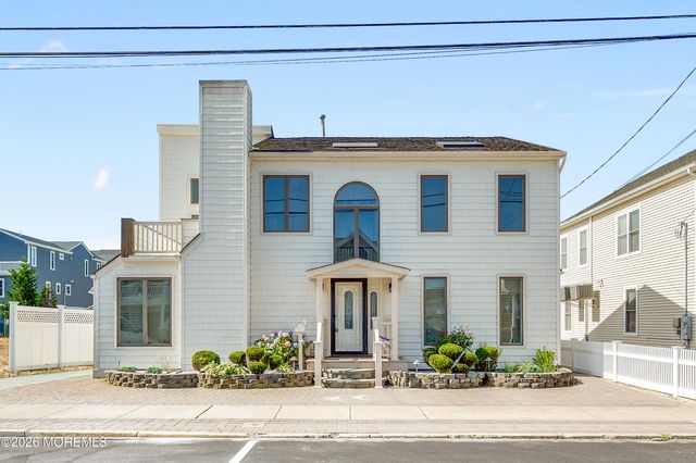 3 7th Avenue, Ortley Beach, NJ 08751