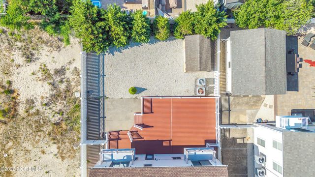 3 7th Avenue, Ortley Beach, NJ 08751