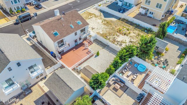 3 7th Avenue, Ortley Beach, NJ 08751