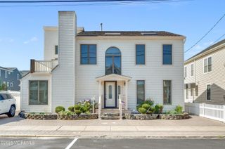 3 7th Avenue, Ortley Beach, NJ 08751