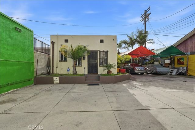 2048 W Florence, Los Angeles, CA 90047
