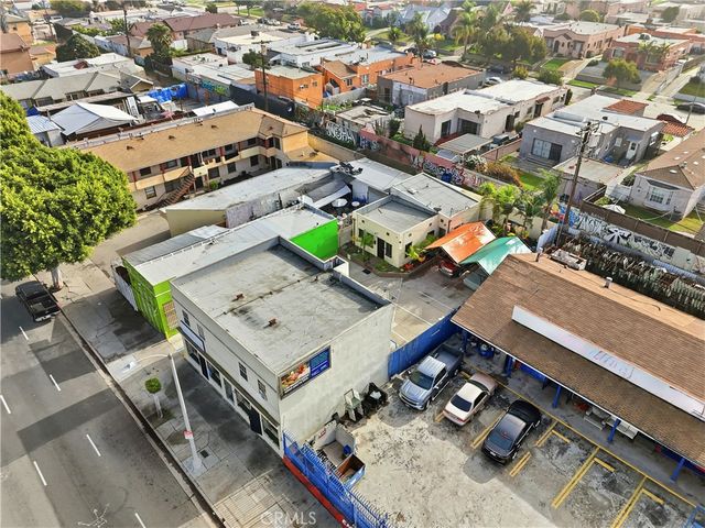2048 W Florence, Los Angeles, CA 90047