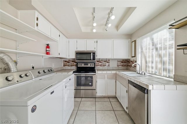 4770 Topaz Street 13, Las Vegas, NV 89121