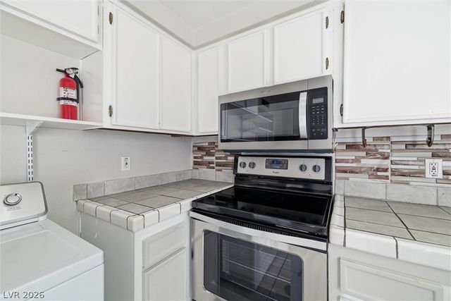 4770 Topaz Street 13, Las Vegas, NV 89121