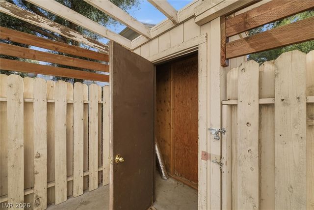 4770 Topaz Street 13, Las Vegas, NV 89121