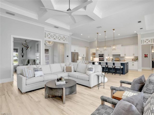 14243 Galley CT, Naples, FL 34114