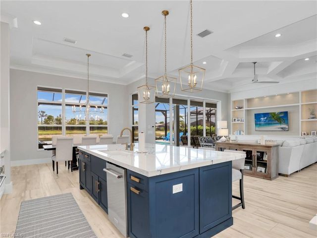 14243 Galley CT, Naples, FL 34114