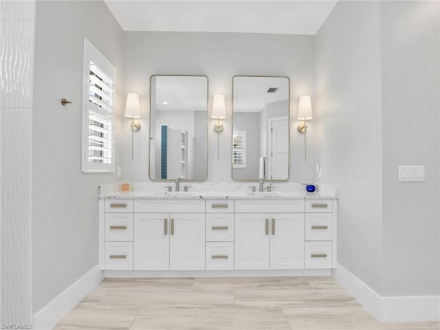 14243 Galley CT, Naples, FL 34114