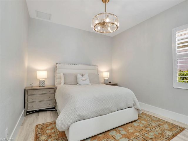 14243 Galley CT, Naples, FL 34114