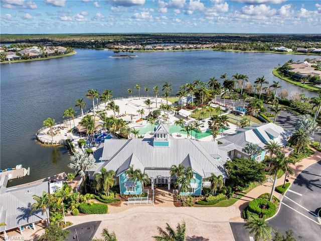 14243 Galley CT, Naples, FL 34114