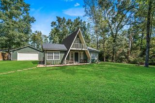 819 Spokane River Road, Conroe, TX 77316
