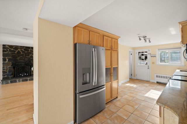 175 Wilson Rd, Nahant, MA 01908