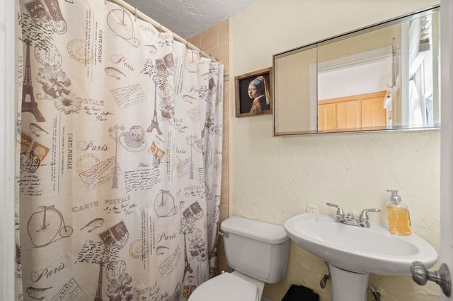 175 Wilson Rd, Nahant, MA 01908