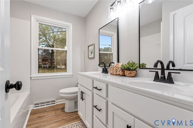 20111 Halloway Ave, South Chesterfield, VA 23803