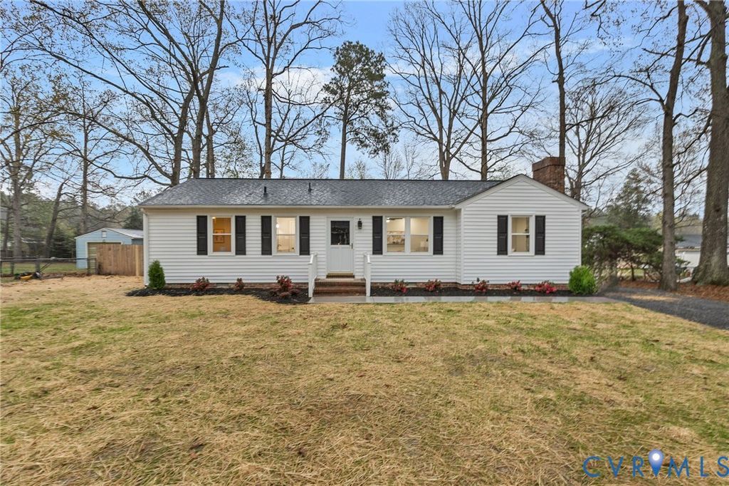 20111 Halloway Ave, South Chesterfield, VA 23803