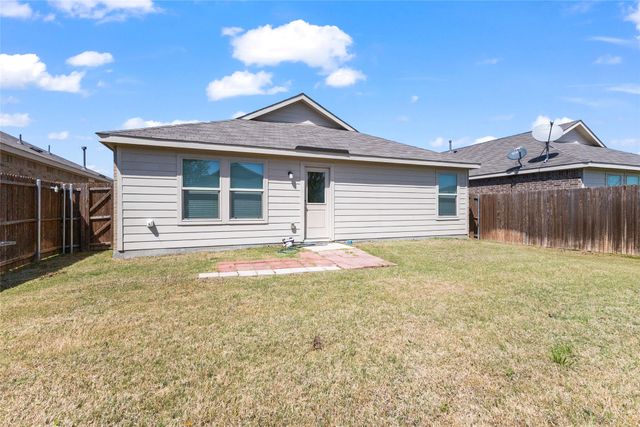 1109 Odlozil Lane, Ennis, TX 75119