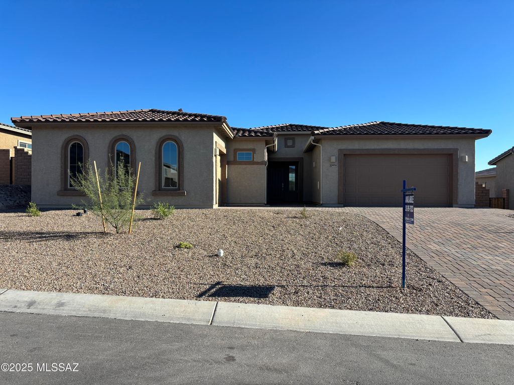 13970 N Crooked Creek Drive, Marana, AZ 85658