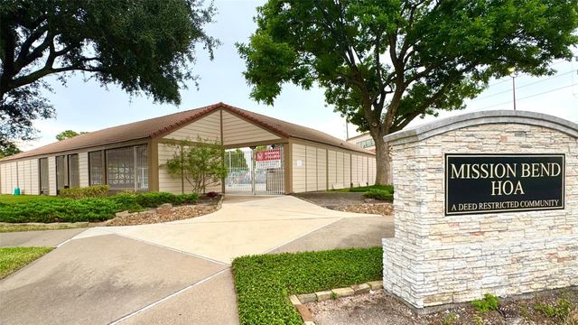 6930 Addicks Clodine Road, Houston, TX 77083